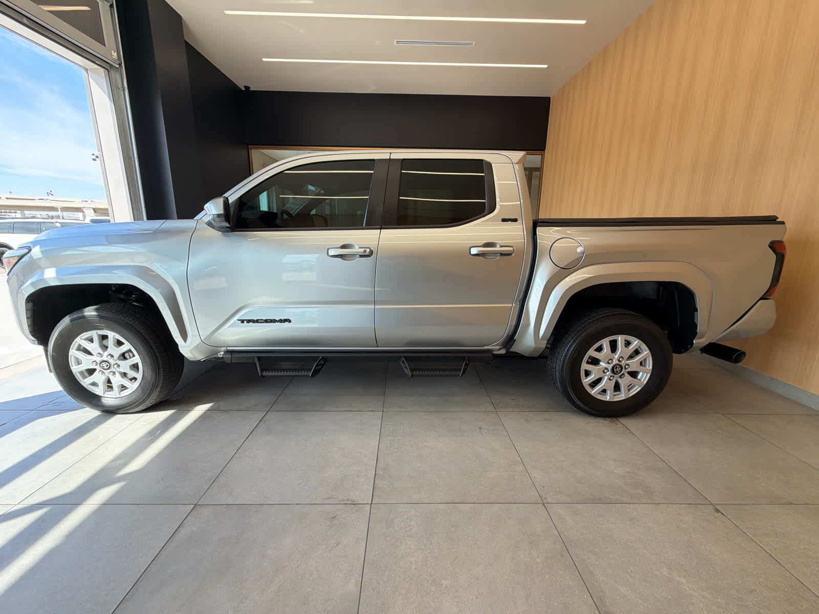 2025 Toyota Tacoma SR5 Double Cab 5 Bed AT