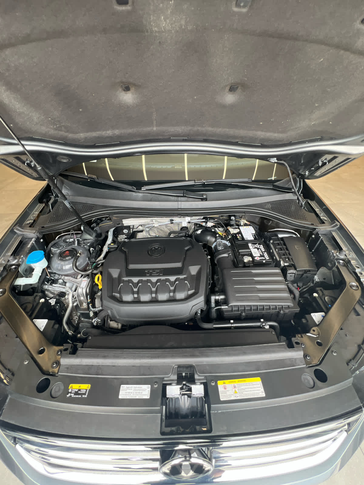 2024 Volkswagen Tiguan 2.0T SE FWD