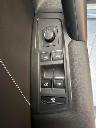 2024 Volkswagen Tiguan 2.0T SE FWD