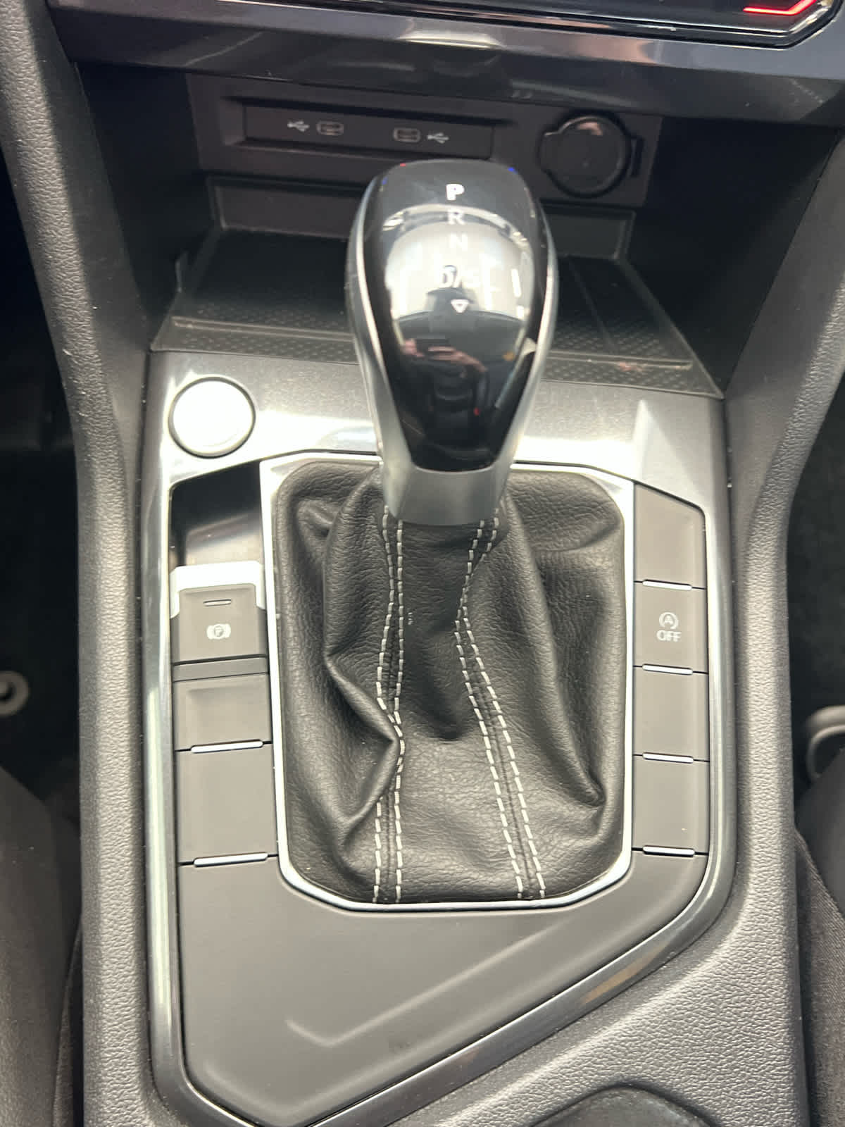 2024 Volkswagen Tiguan 2.0T SE FWD