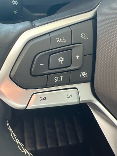 2023 Volkswagen Tiguan 2.0T SE FWD
