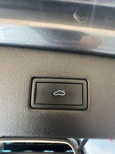 2023 Volkswagen Tiguan 2.0T SE FWD