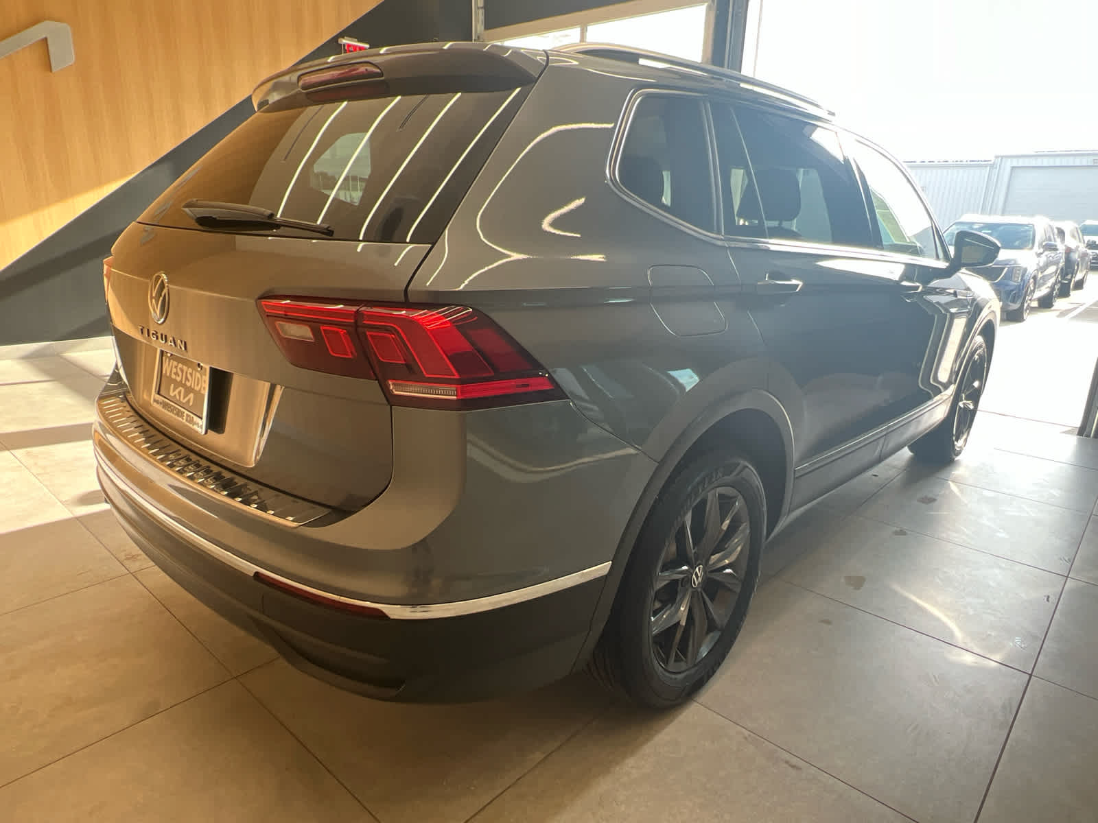 2023 Volkswagen Tiguan 2.0T SE FWD