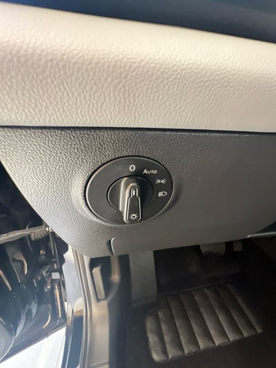 2022 Volkswagen Taos SE FWD