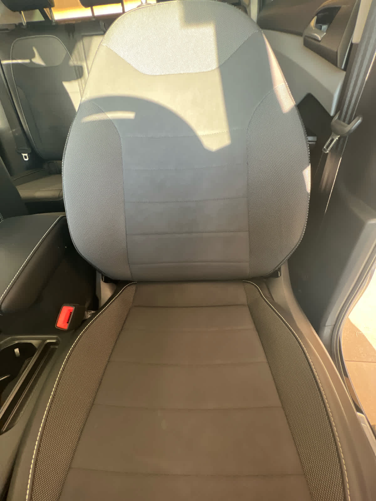 2022 Volkswagen Taos SE FWD