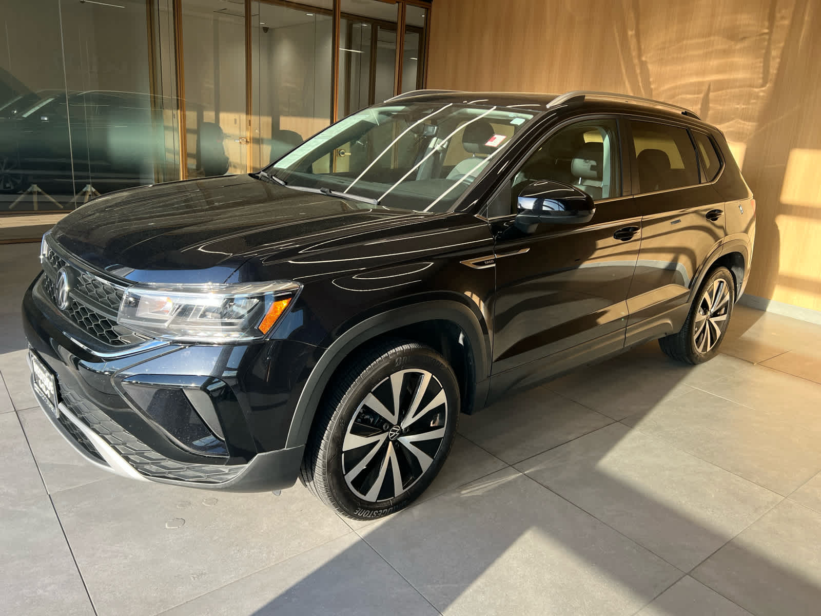 2022 Volkswagen Taos SE FWD