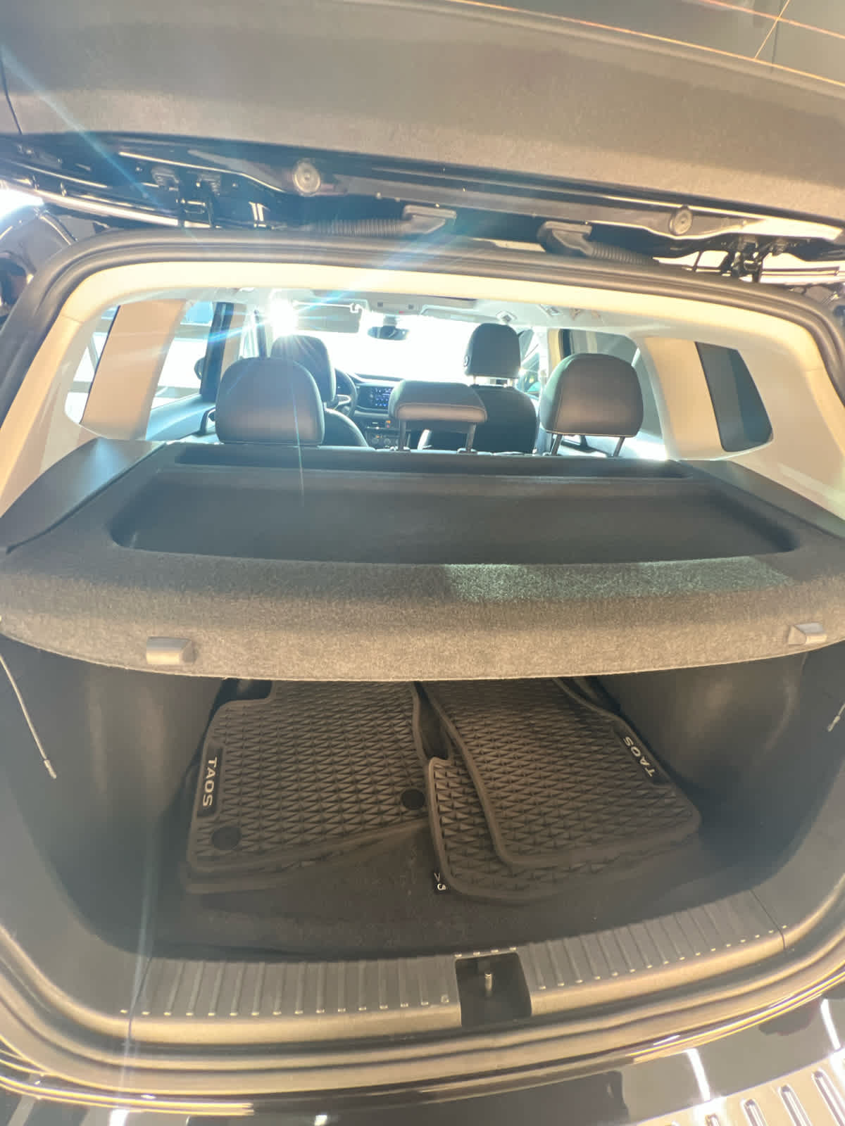 2022 Volkswagen Taos SE FWD