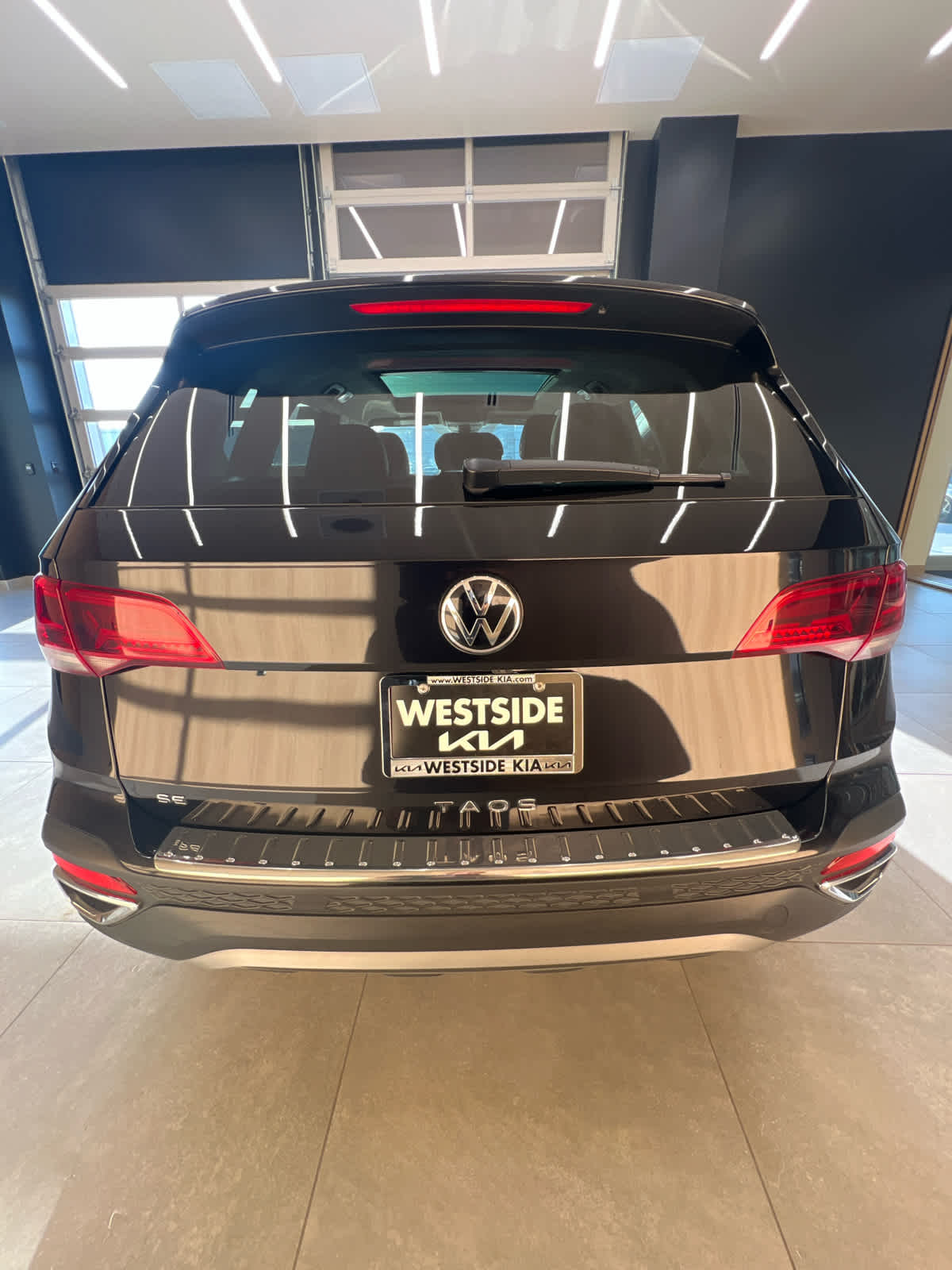 2022 Volkswagen Taos SE FWD