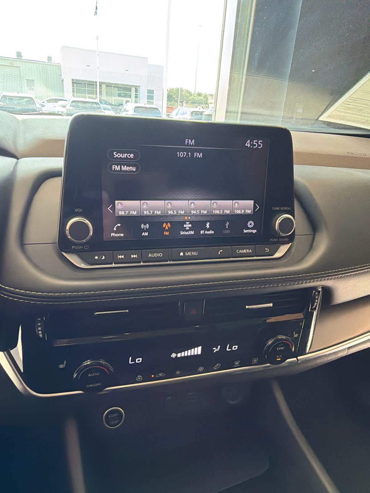 2022 Nissan Rogue FWD SV