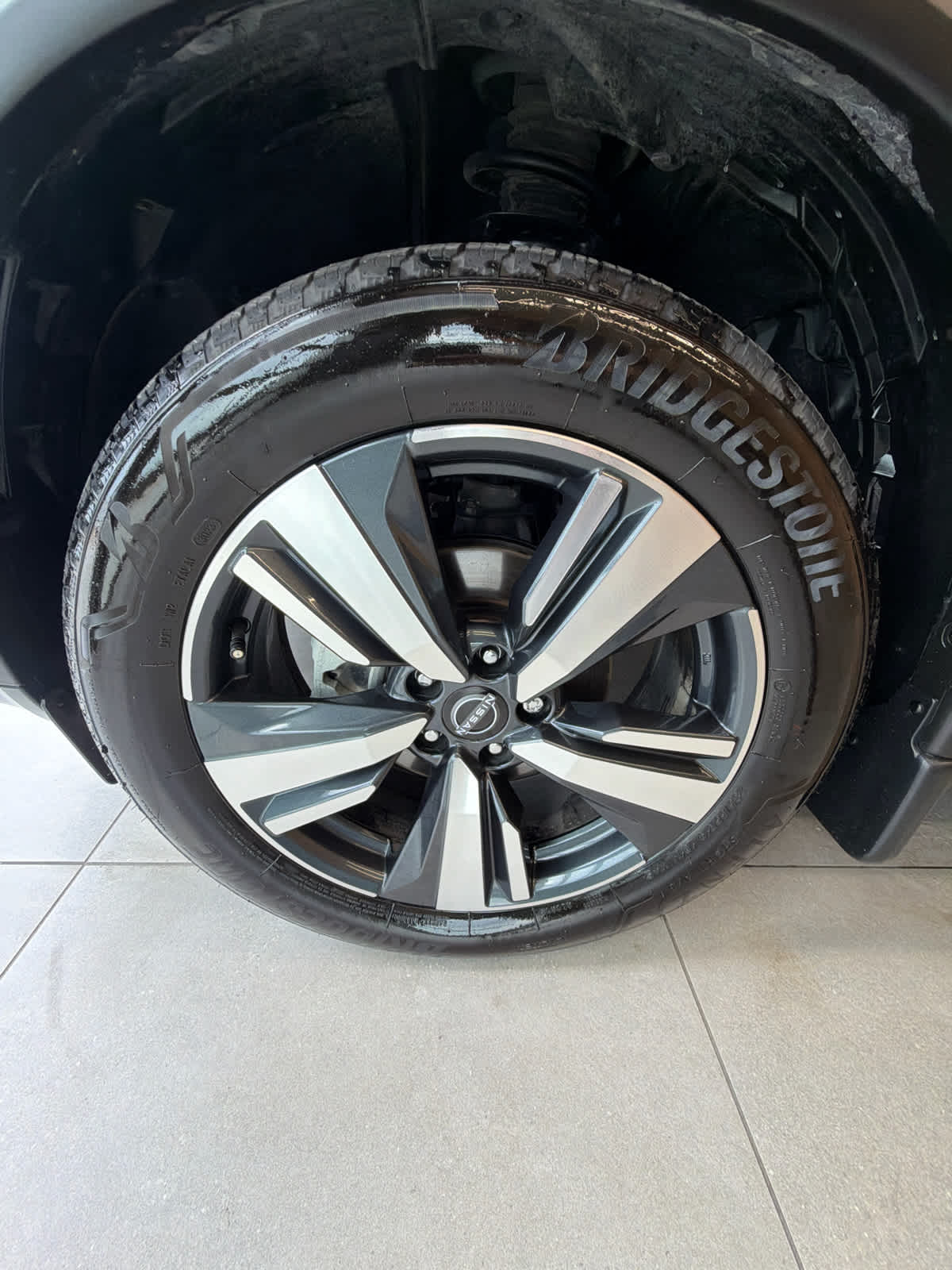 2023 Nissan Rogue FWD SL