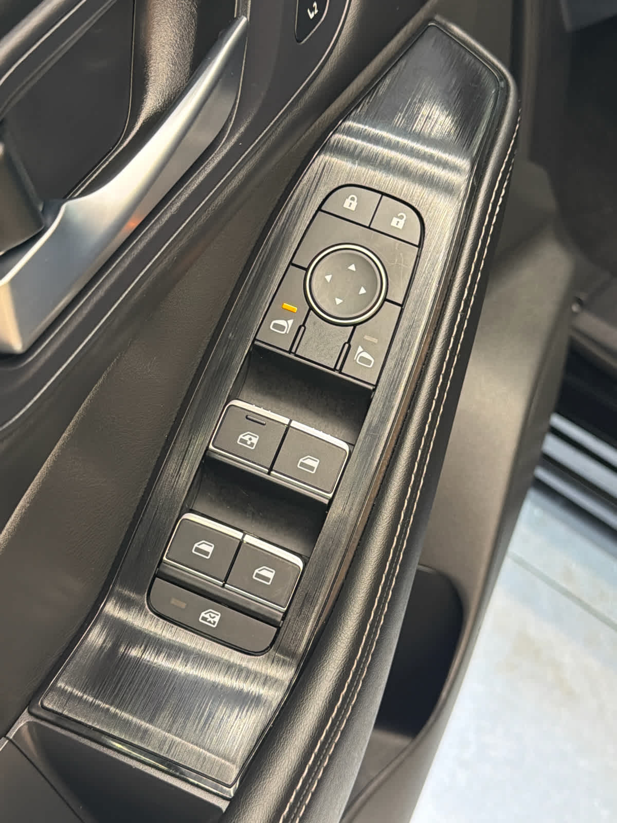 2023 Nissan Rogue FWD SL