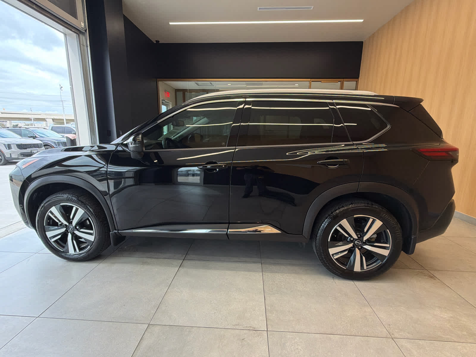 2023 Nissan Rogue FWD SL