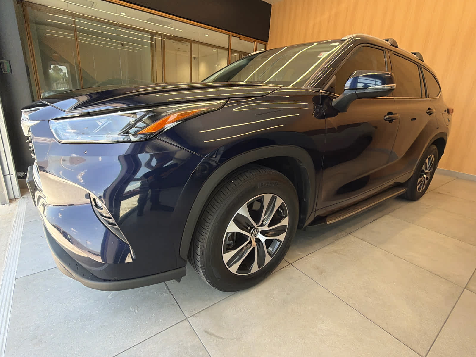2022 Toyota Highlander XLE FWD