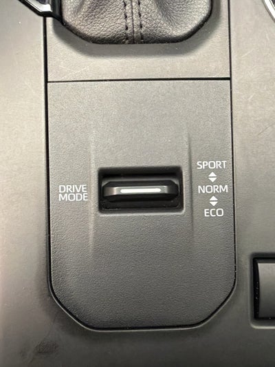 2022 Toyota Highlander XLE FWD