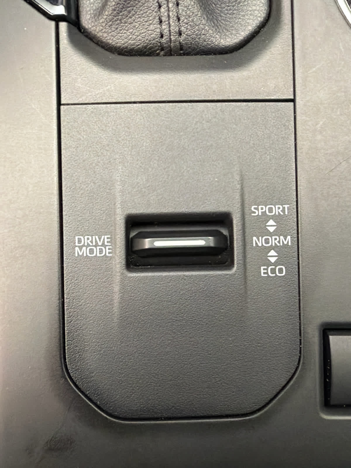 2022 Toyota Highlander XLE FWD