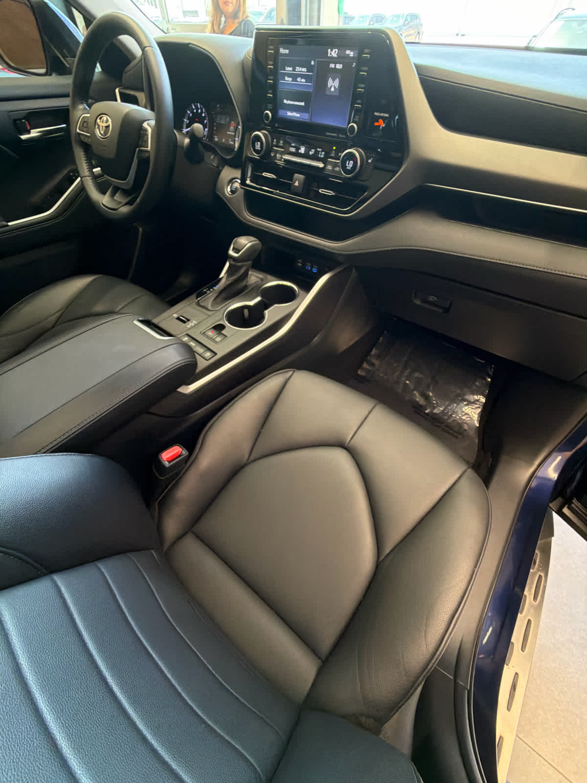 2022 Toyota Highlander XLE FWD