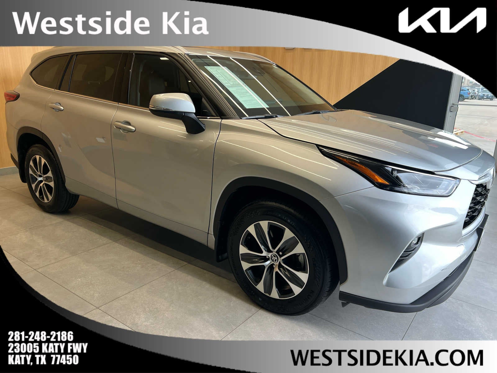 2022 Toyota Highlander XLE FWD