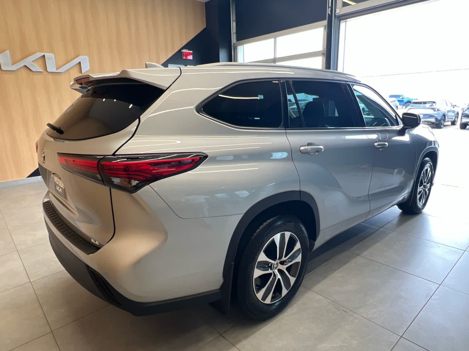 2022 Toyota Highlander XLE FWD