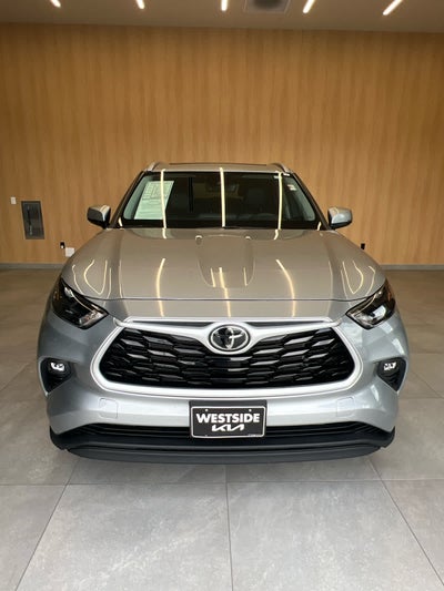 2022 Toyota Highlander XLE FWD