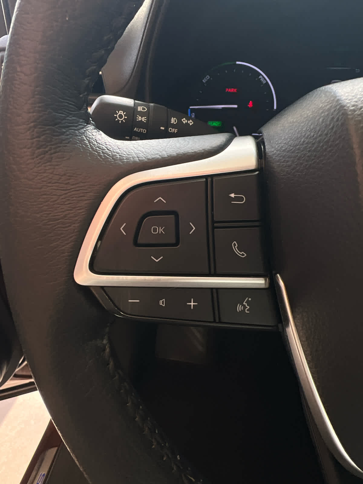 2022 Toyota Sienna XLE FWD 7-Passenger