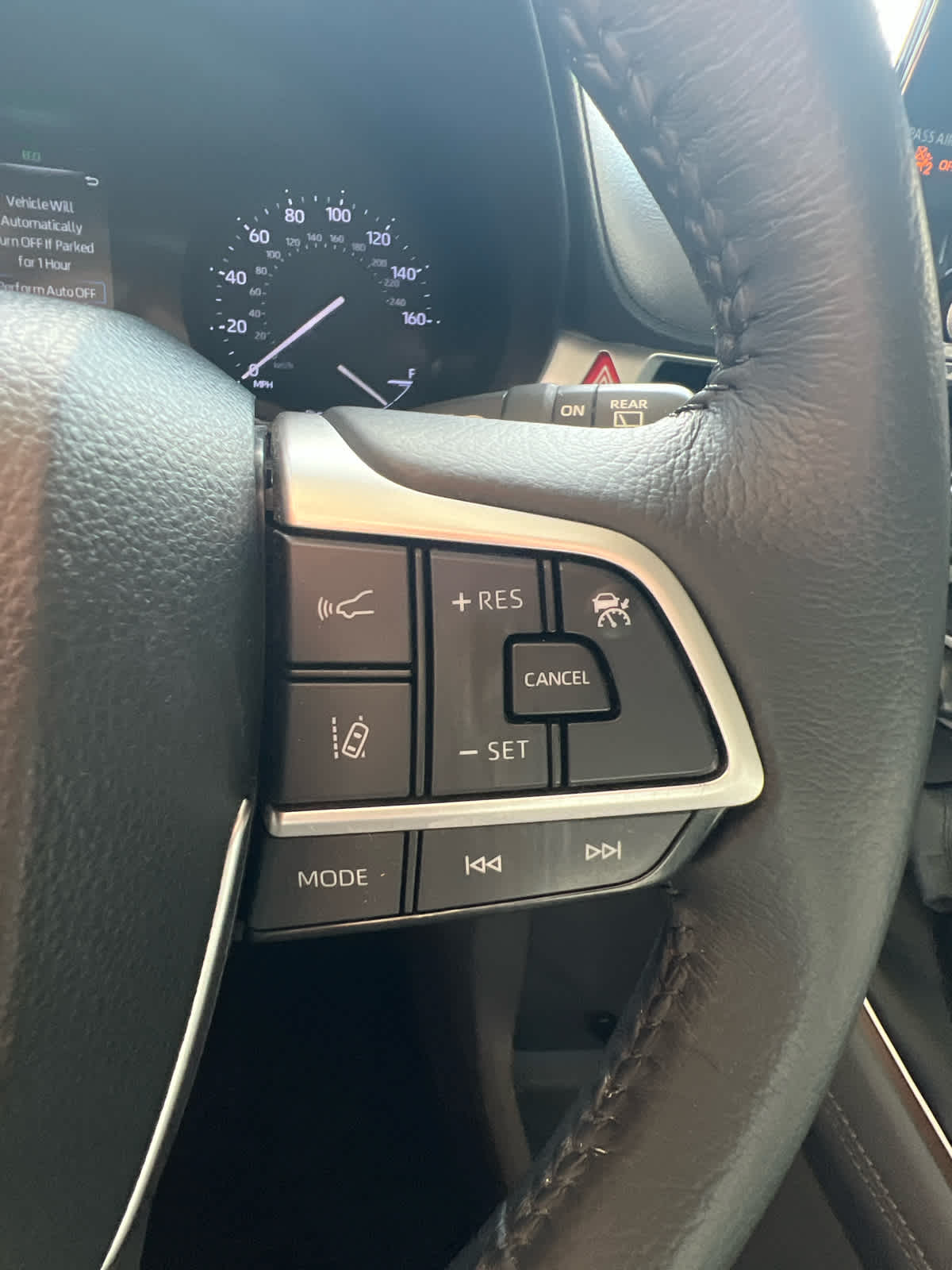 2022 Toyota Sienna XLE FWD 7-Passenger