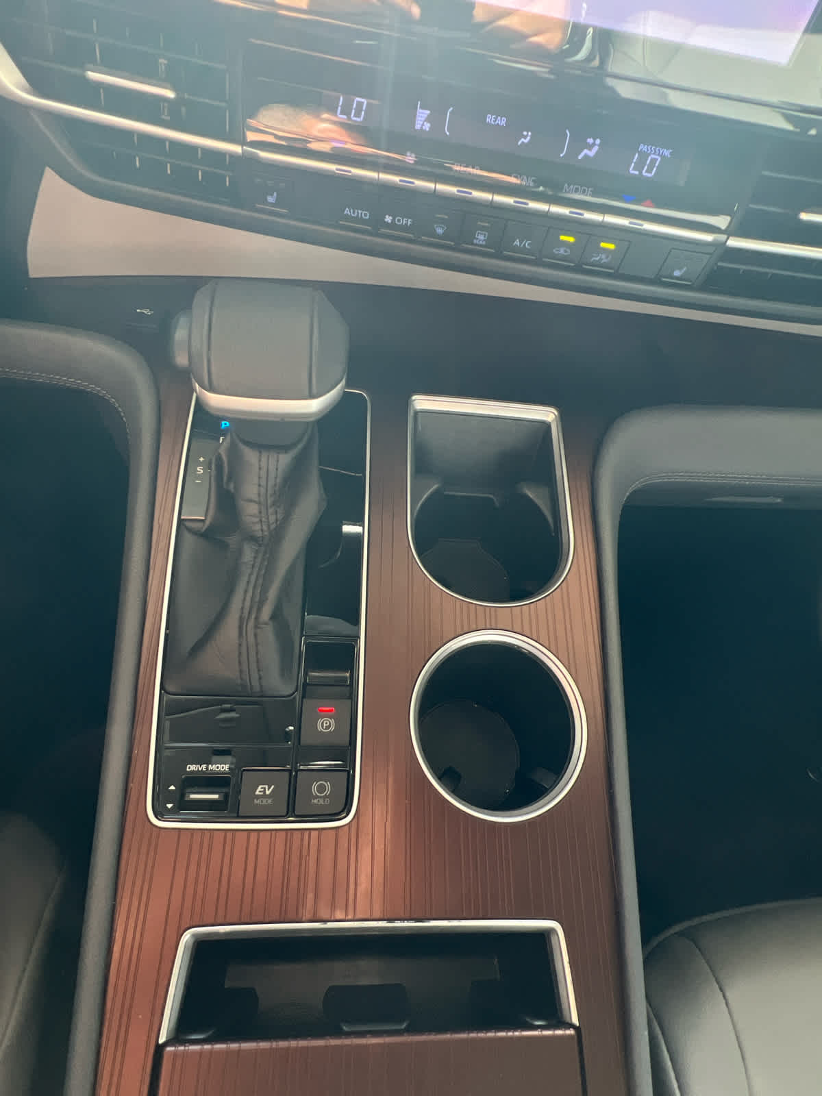 2022 Toyota Sienna XLE FWD 7-Passenger