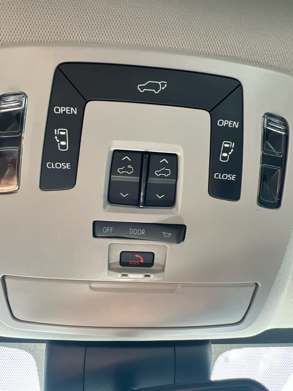 2022 Toyota Sienna XLE FWD 7-Passenger