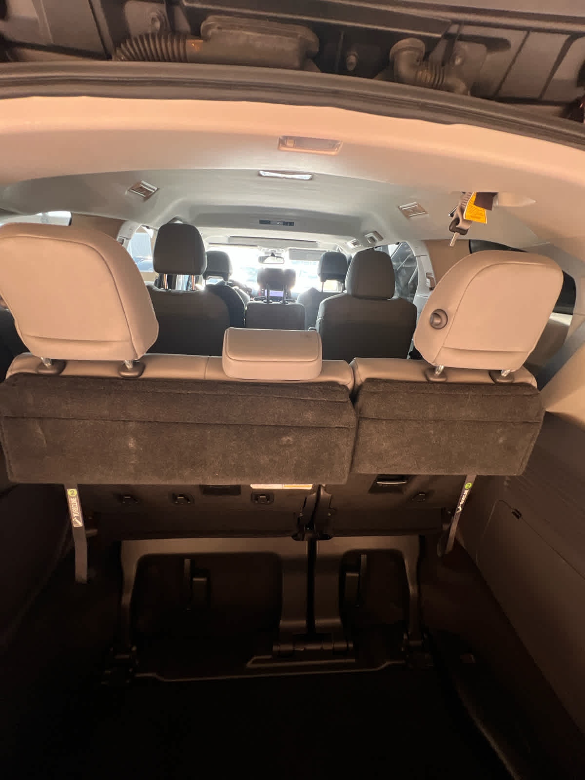 2022 Toyota Sienna XLE FWD 7-Passenger