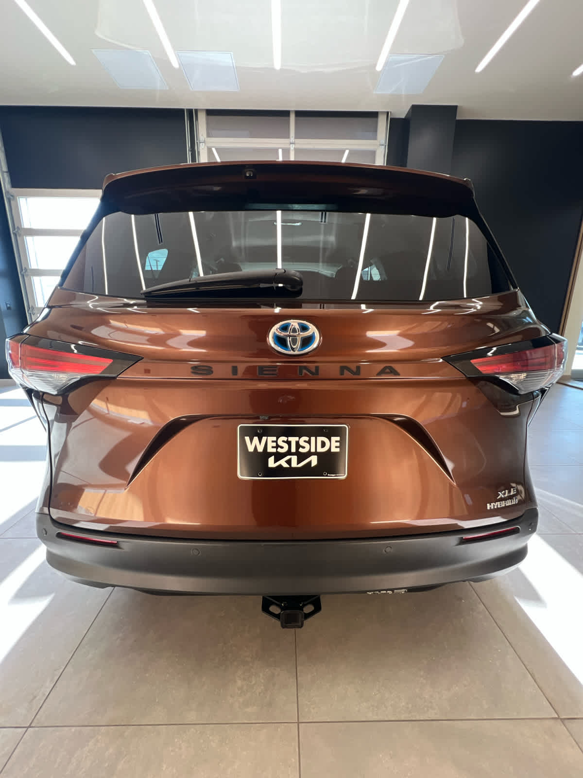 2022 Toyota Sienna XLE FWD 7-Passenger