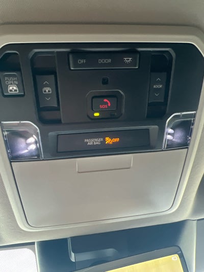 2023 Toyota Tundra Limited Hybrid CrewMax 5.5 Bed