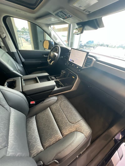 2023 Toyota Tundra Limited Hybrid CrewMax 5.5 Bed