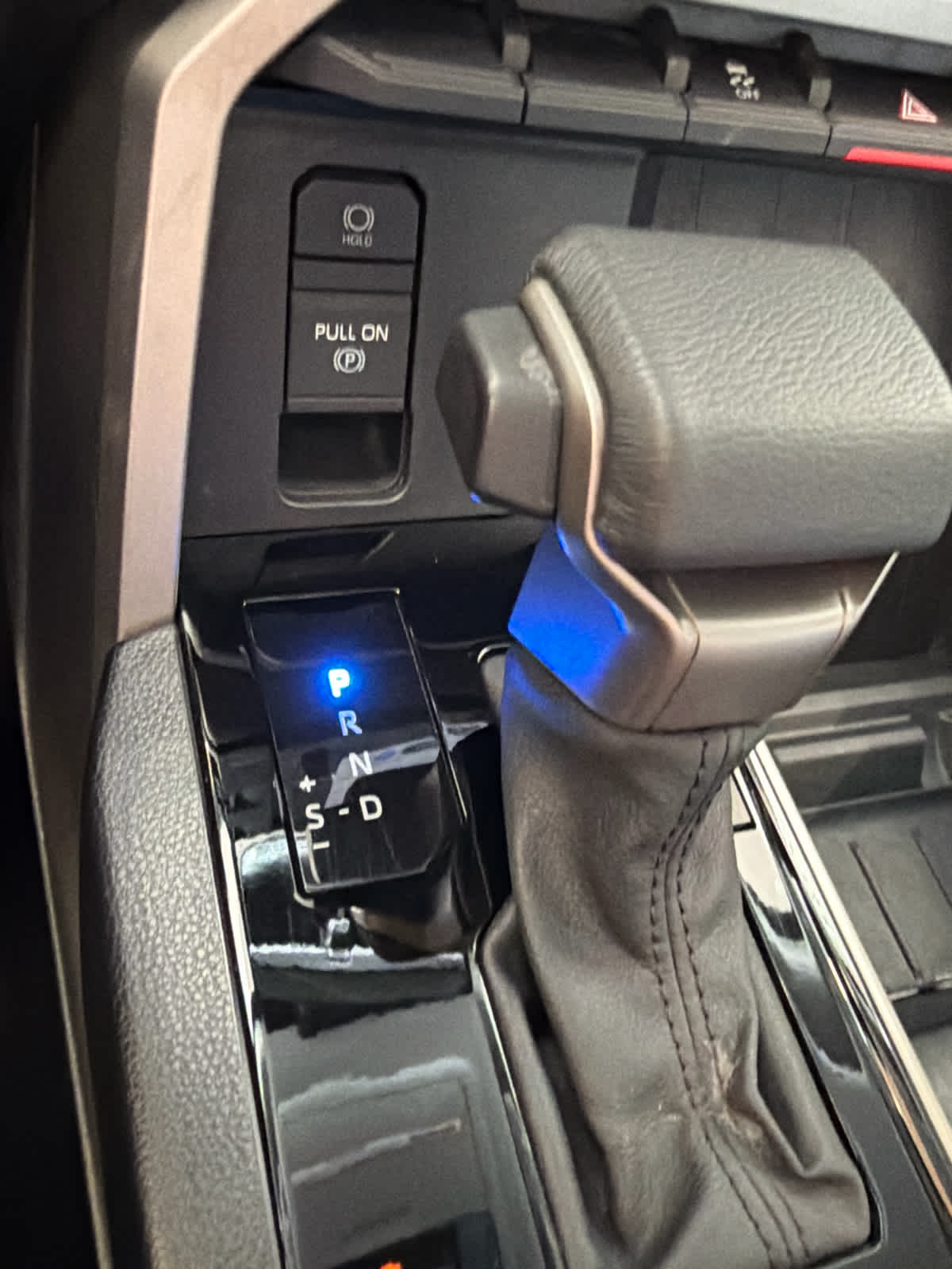 2024 Toyota Tundra SR5 CrewMax 5.5 Bed