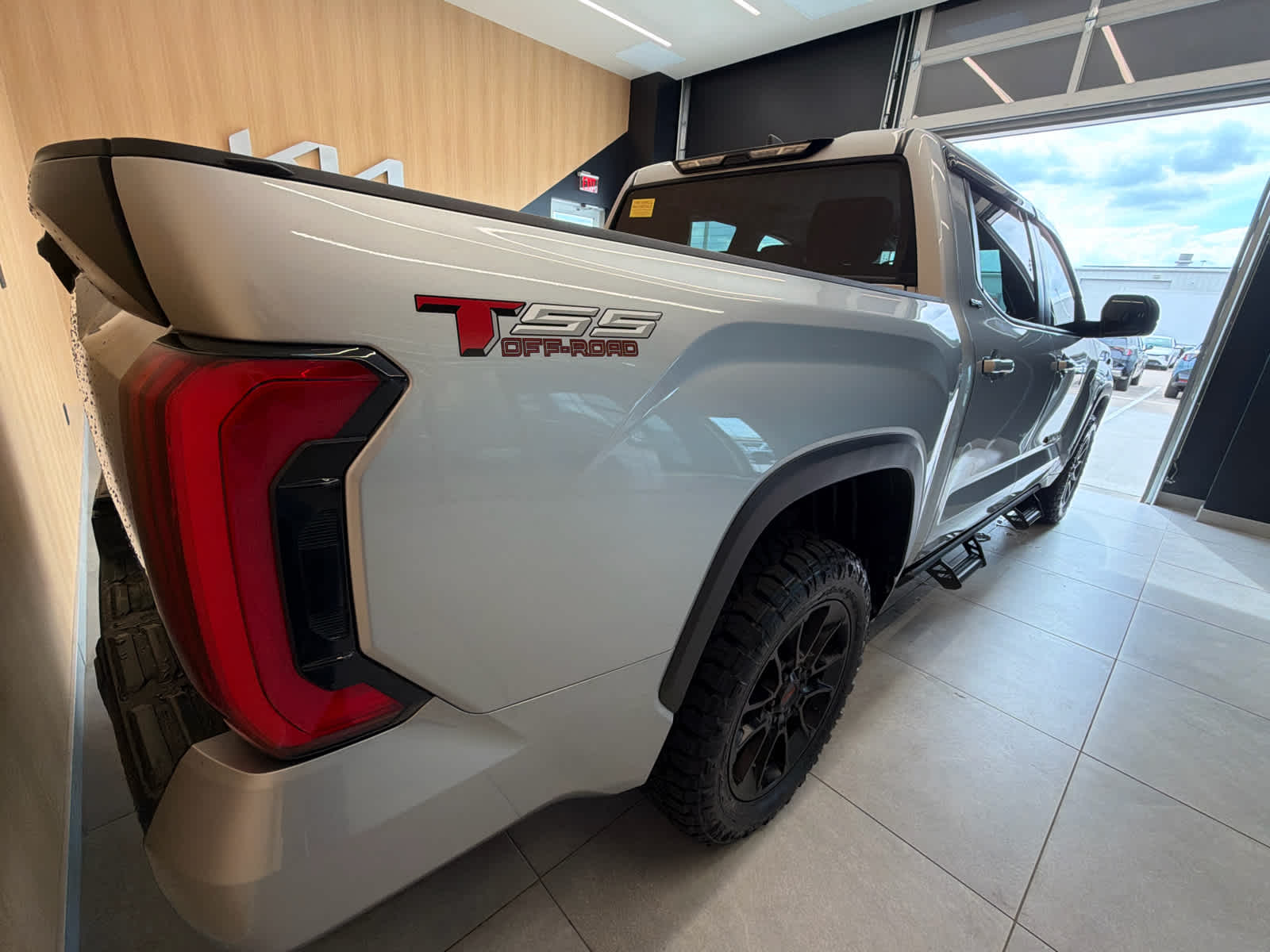 2024 Toyota Tundra SR5 CrewMax 5.5 Bed