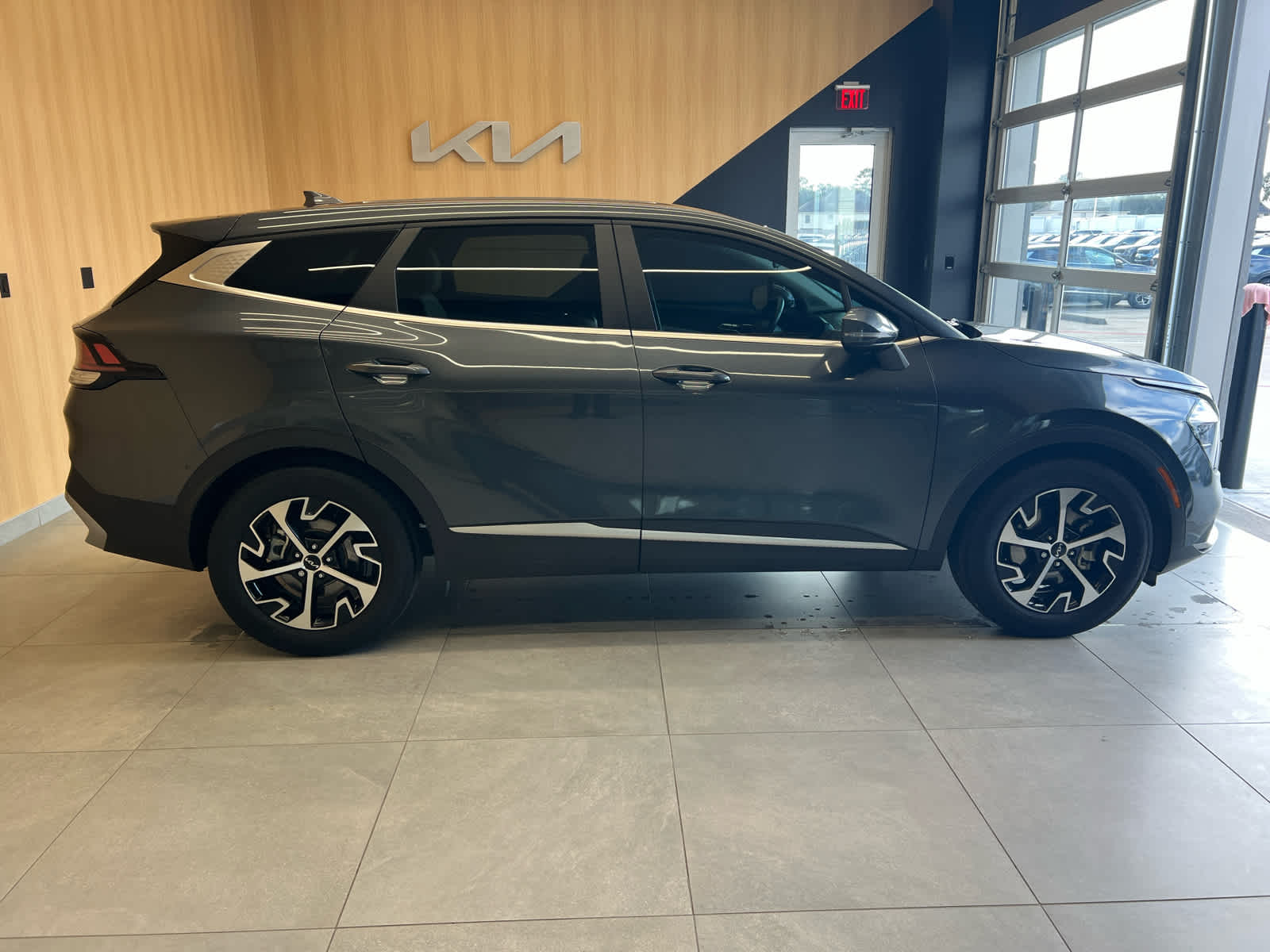 2023 Kia Sportage EX FWD