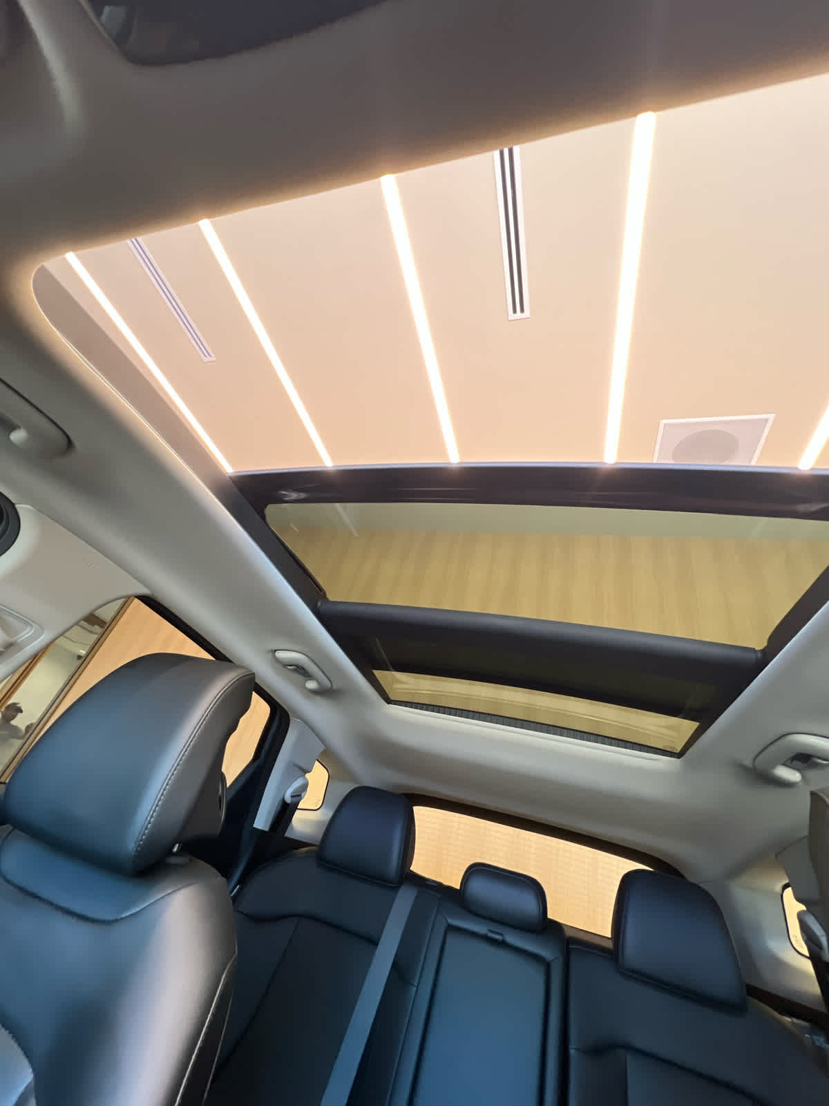 2025 Kia Sportage EX FWD