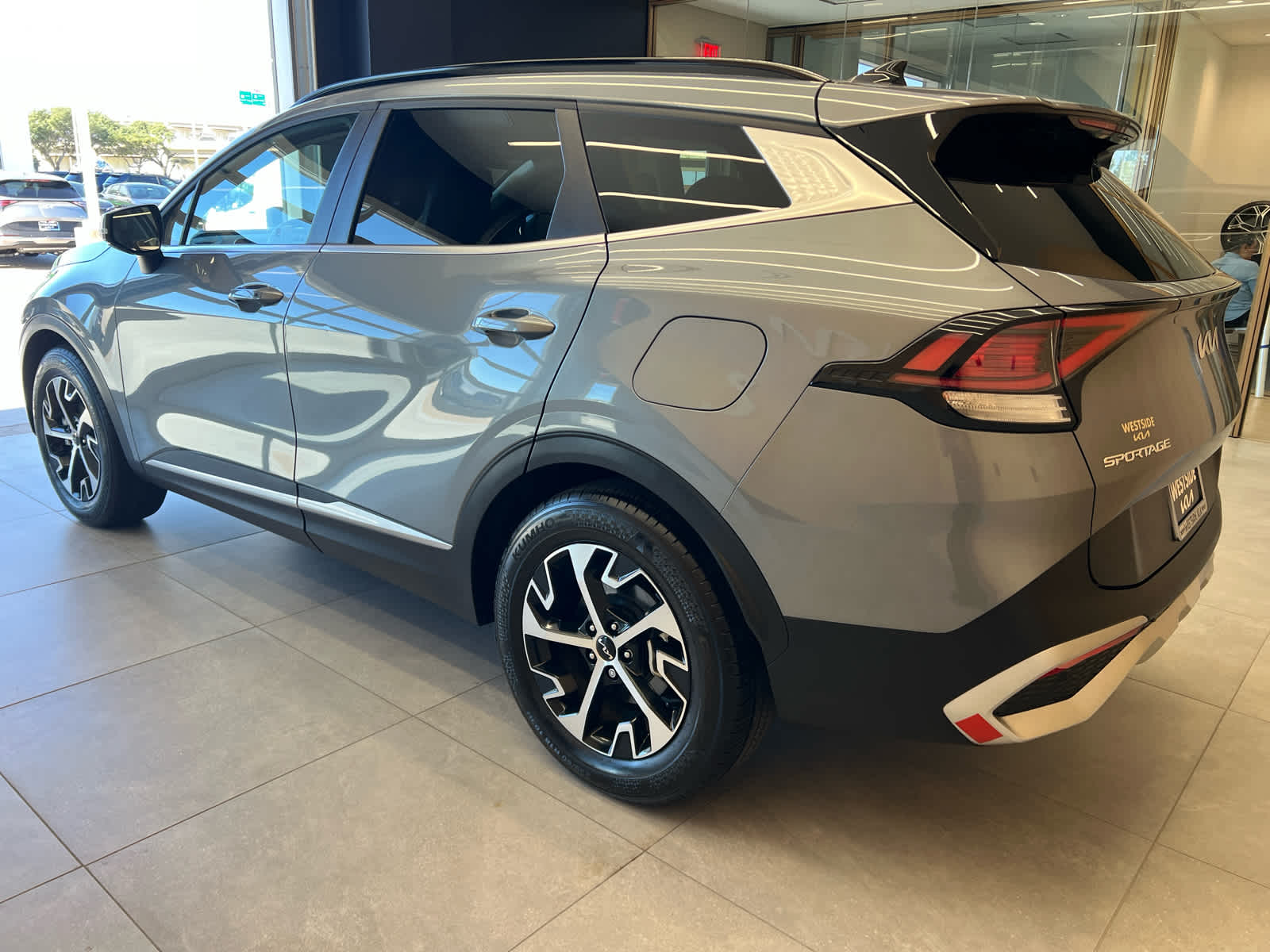 2025 Kia Sportage EX FWD