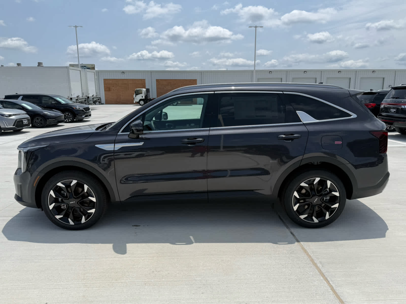 2025 Kia Sorento EX FWD