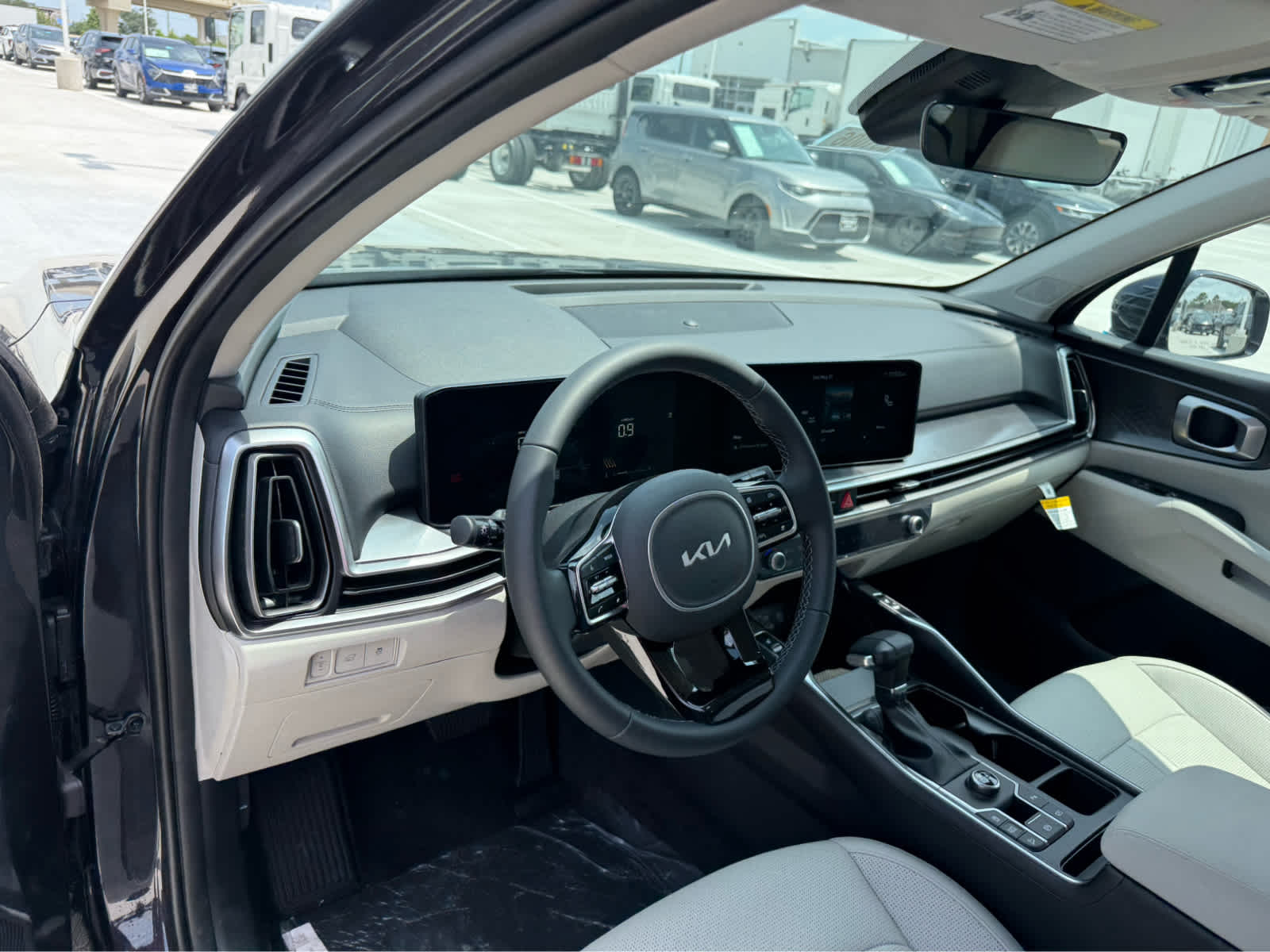 2025 Kia Sorento EX FWD