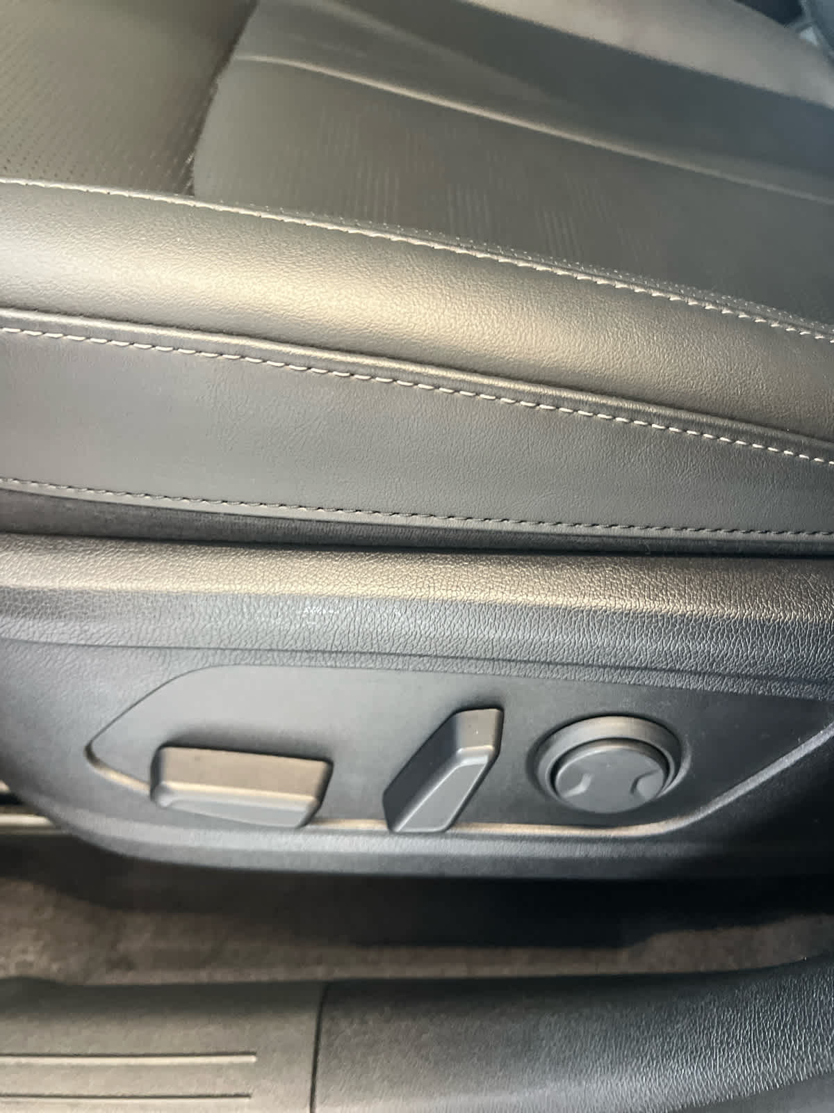 2024 Kia Sorento EX FWD