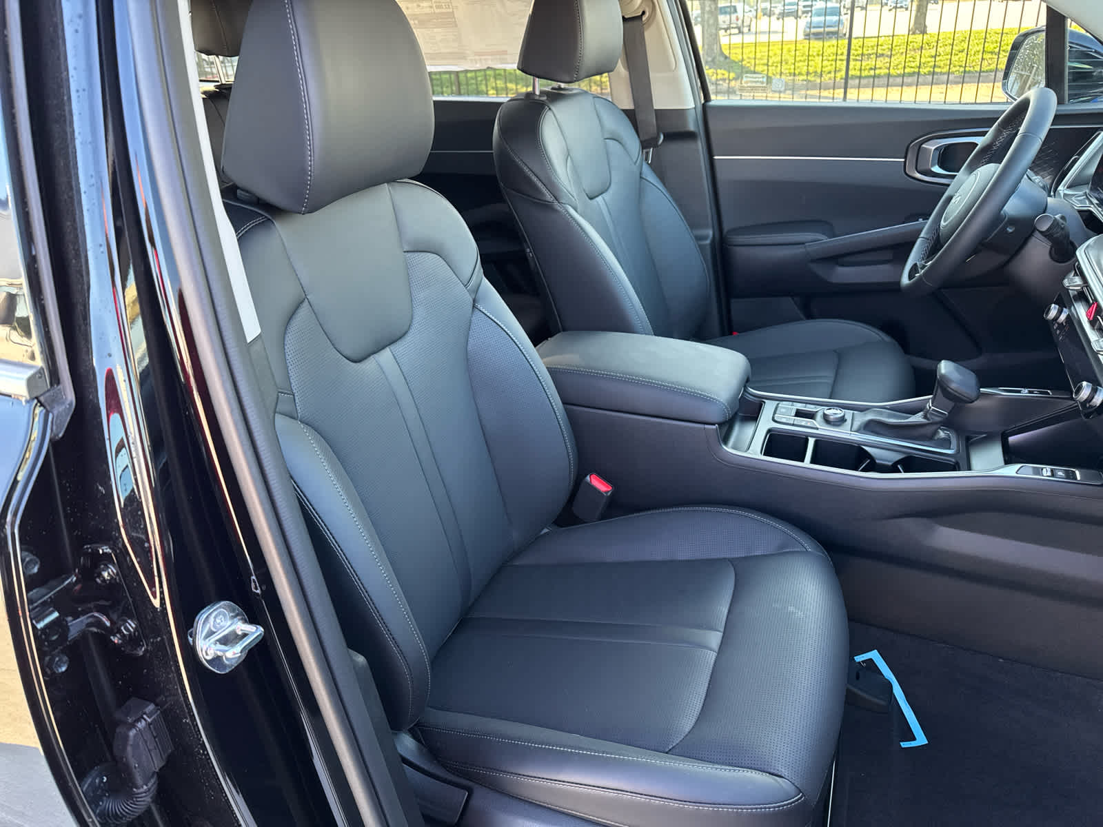 2025 Kia Sorento S FWD