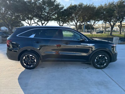 2025 Kia Sorento S FWD