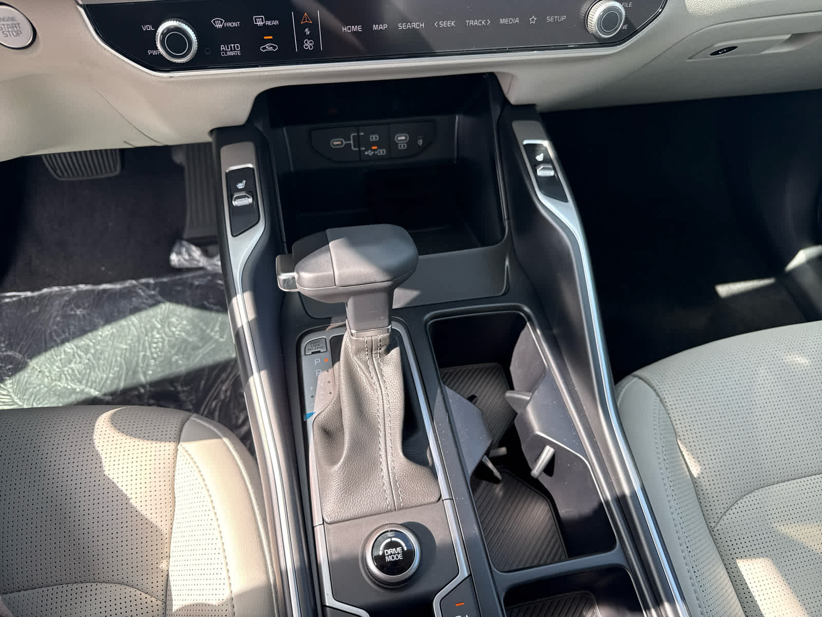 2025 Kia Sorento S FWD