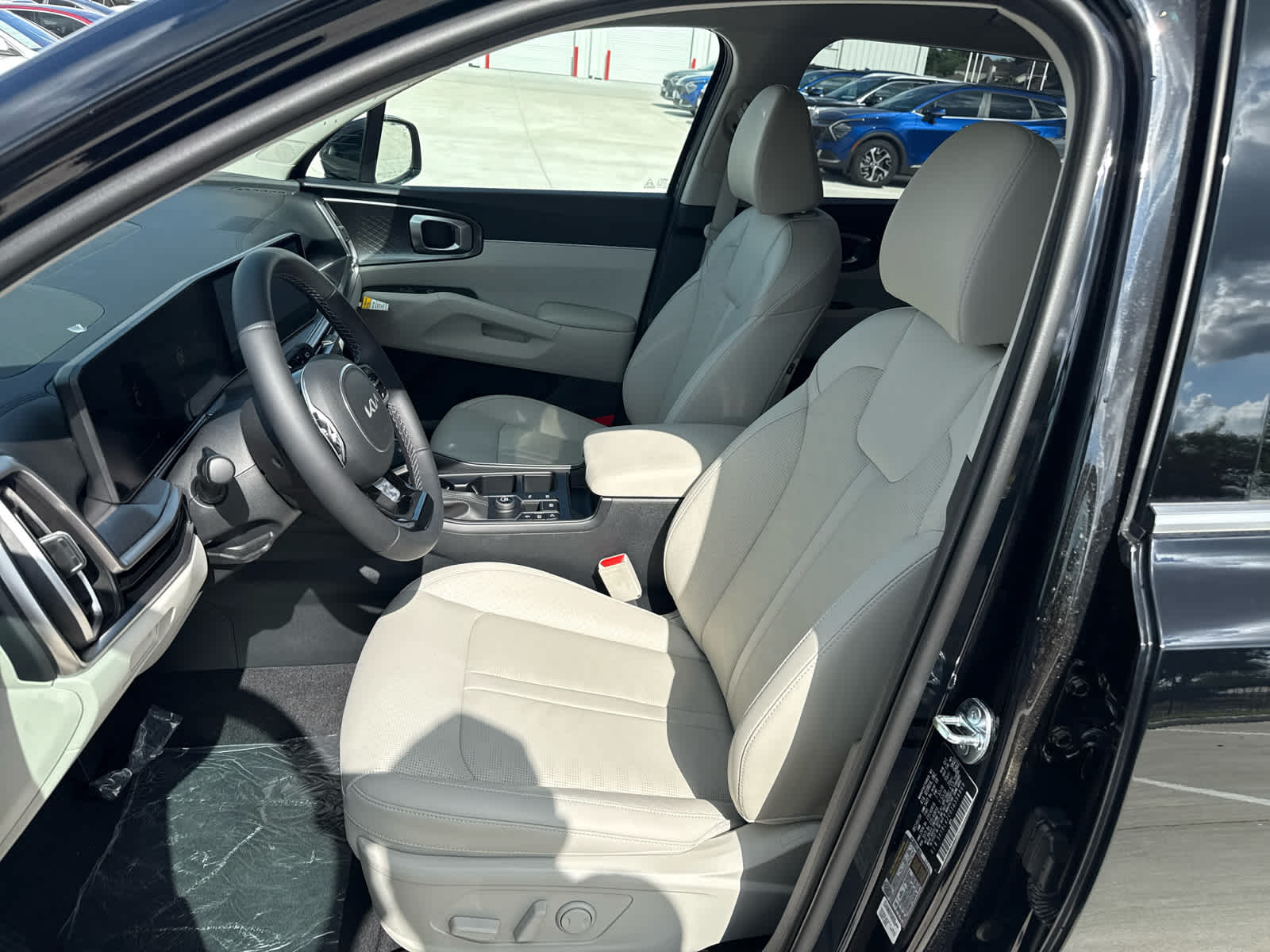 2025 Kia Sorento S FWD