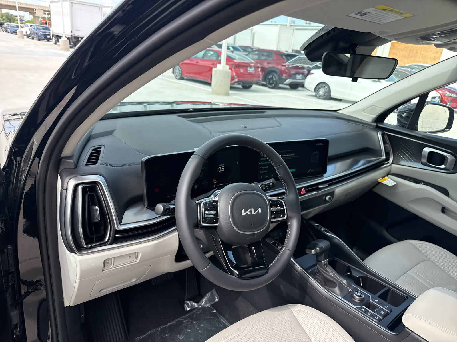 2025 Kia Sorento S FWD