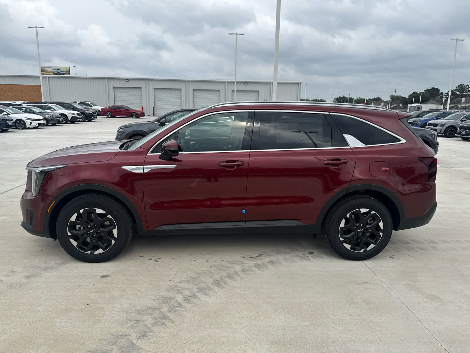 2025 Kia Sorento S FWD