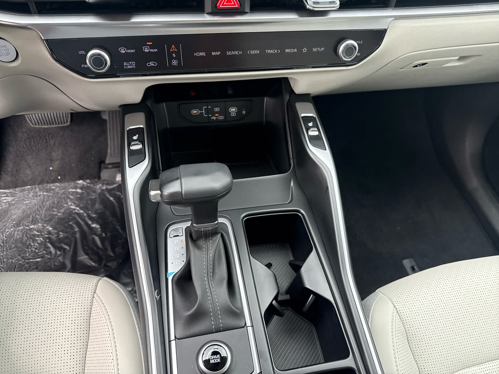 2025 Kia Sorento S FWD