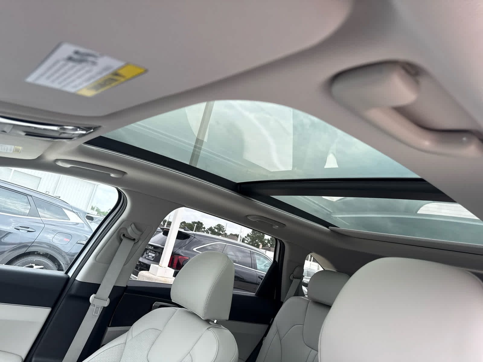 2025 Kia Sorento S FWD