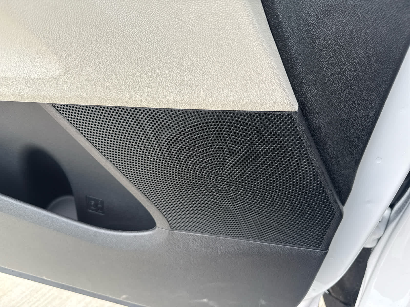 2025 Kia Sorento S FWD