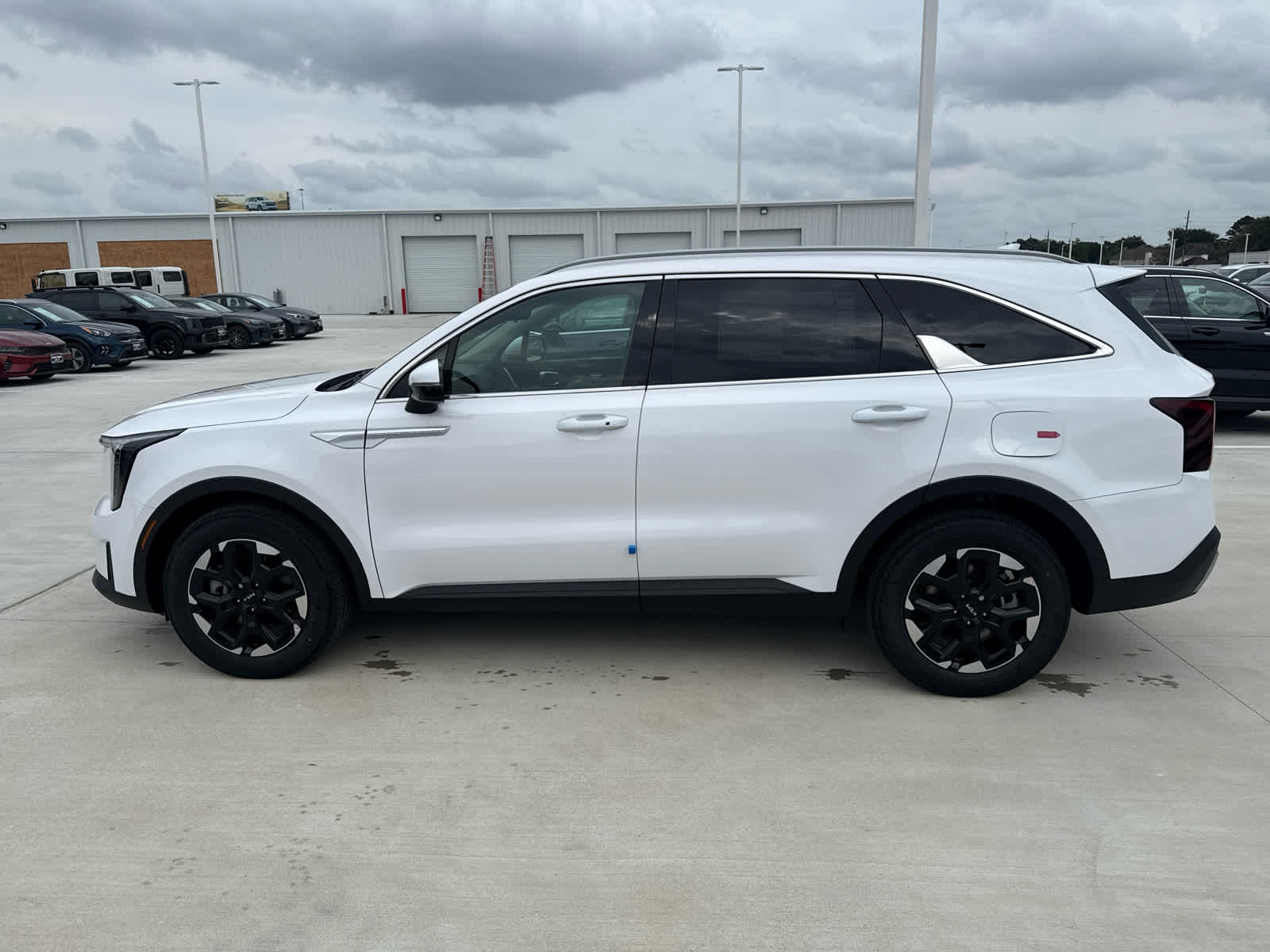 2025 Kia Sorento S FWD