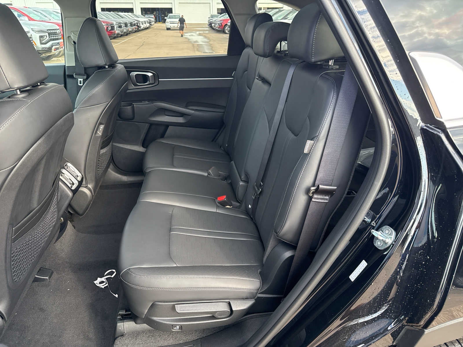 2025 Kia Sorento S FWD